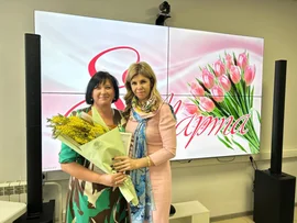 "Предпраздничная встреча: женщины-лидеры Липецка обсудили проекты и получили награды"