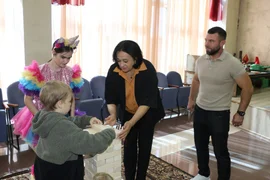 Подарили праздник первоклассникам