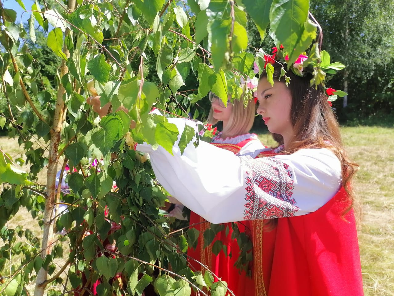 Сохраняя русские традиции