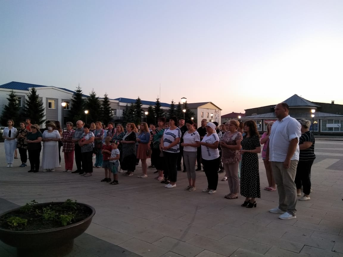 Акция "Свеча памяти" состоялась накануне 22 июня в Добровском районе.