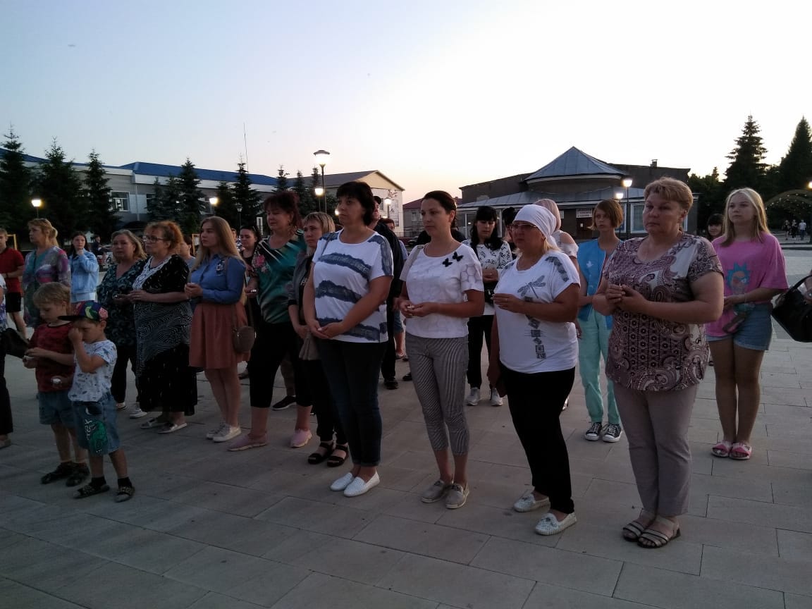 Акция "Свеча памяти" состоялась накануне 22 июня в Добровском районе.