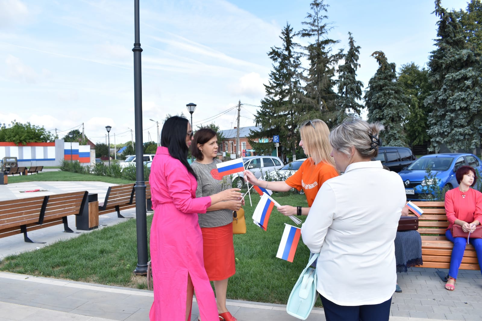 В Добровском районе отметили День Государственного флага