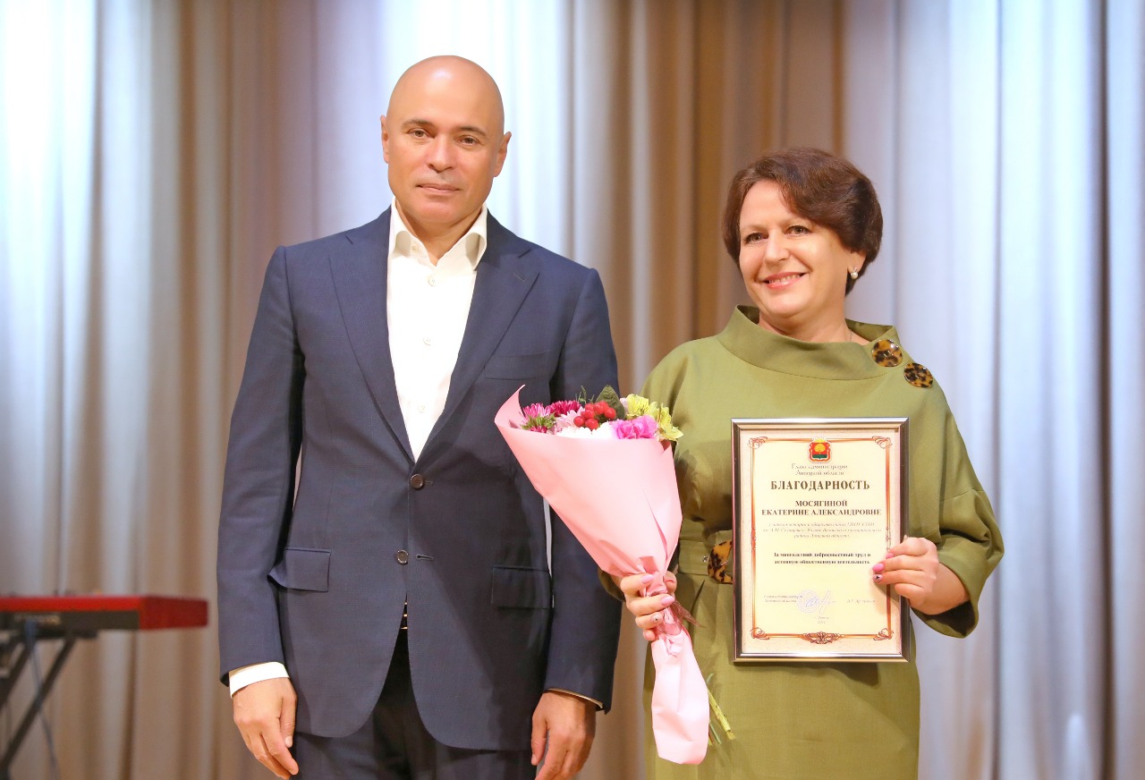 Встреча губернатора Липецкой области Игоря Артамонова с представительницами регионального Союза женщин прошла сегодня в «Унионе»