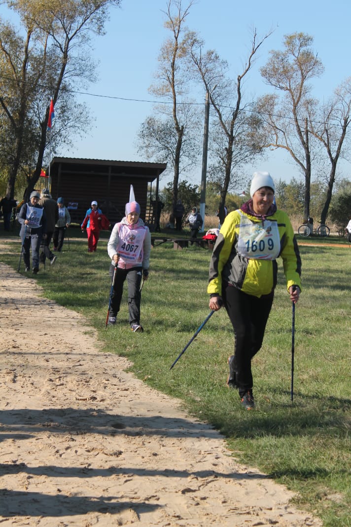 В Добром состоялся районный спортивный фестиваль „Золотая осень“.