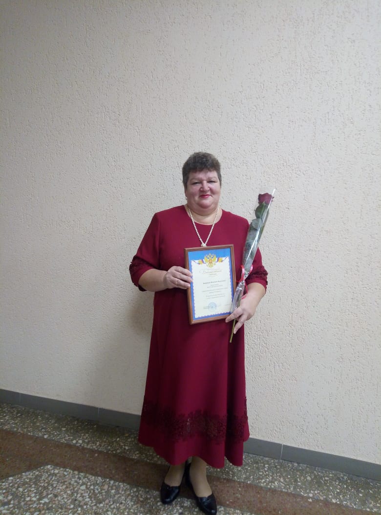 Глава Воловского района поздравил многодетных мам 