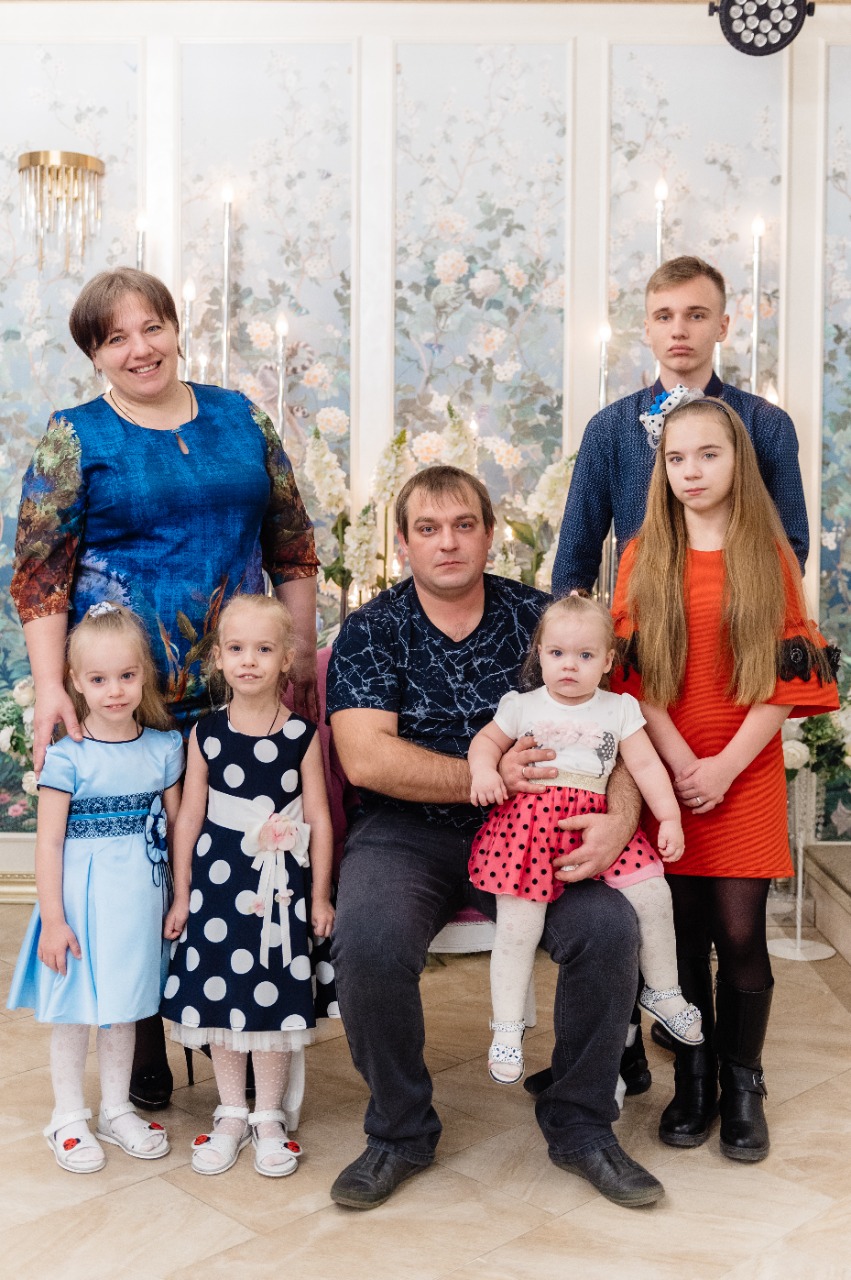 БОЛЬШЕ НАГРАД ХОРОШИХ И РАЗНЫХ