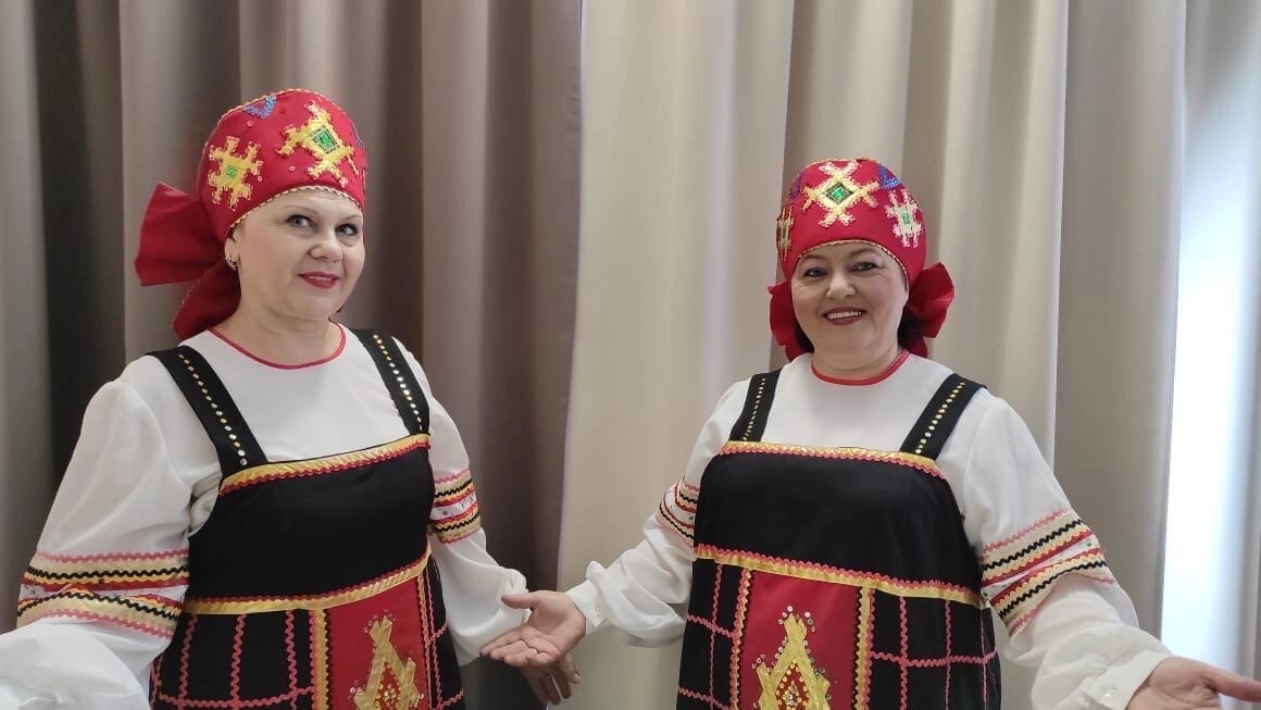 КАК НА КРЕЩЕНИЕ ..