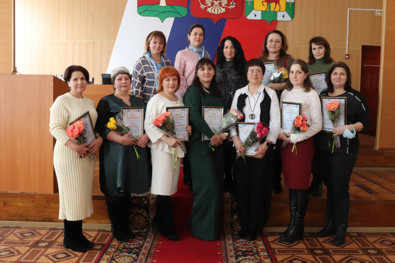 3 февраля отмечается Международный День женщины - врача