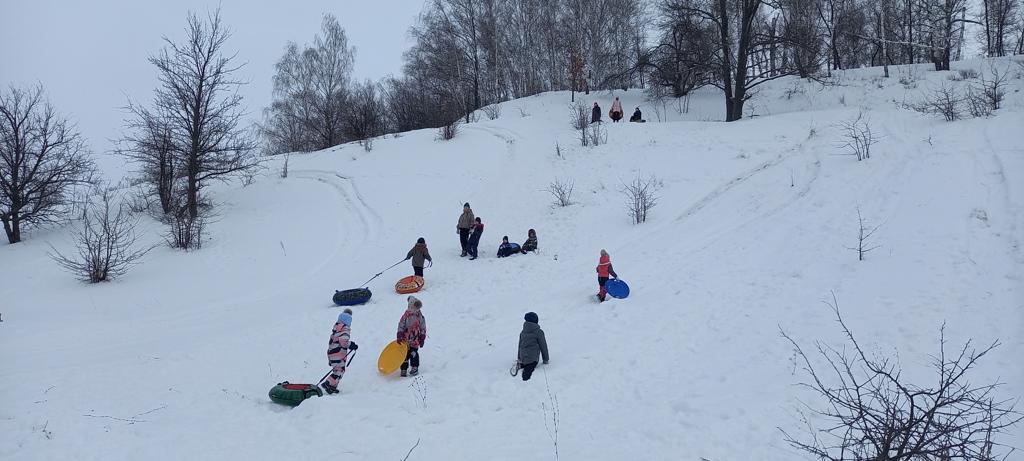 Последний месяц зимы - февраль, прекрасный выходной день!