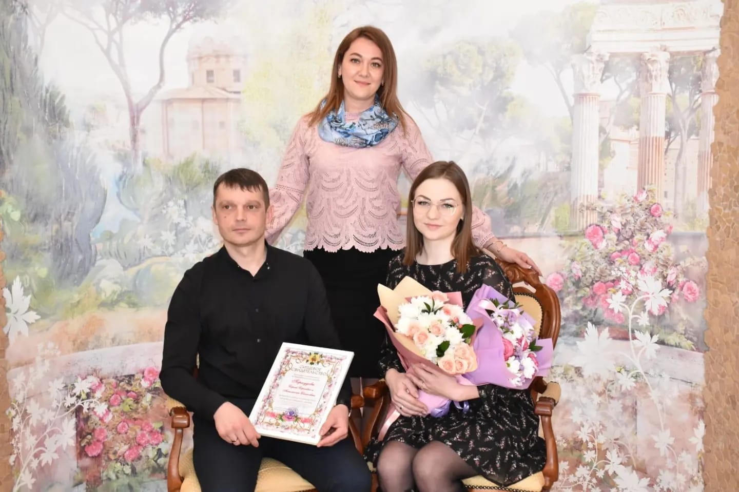 18 декабря 2022 года органы ЗАГС России будут отмечать 105-летие со дня создания