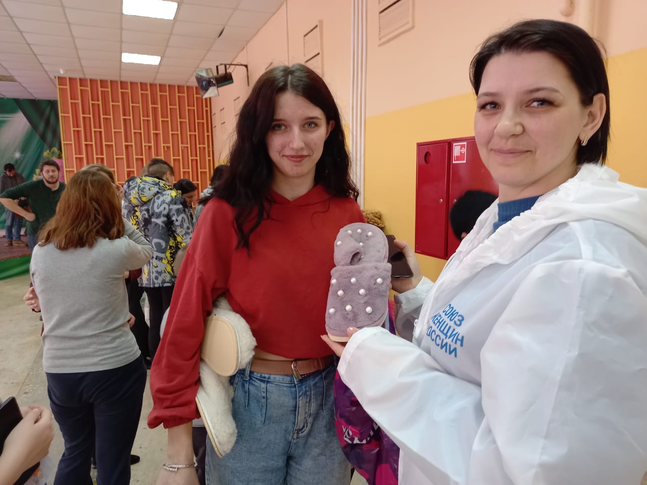 4 марта состоялась трогательная и ответственная встреча «Союза женщин Липецкой области» с беженцами из Донбасса
