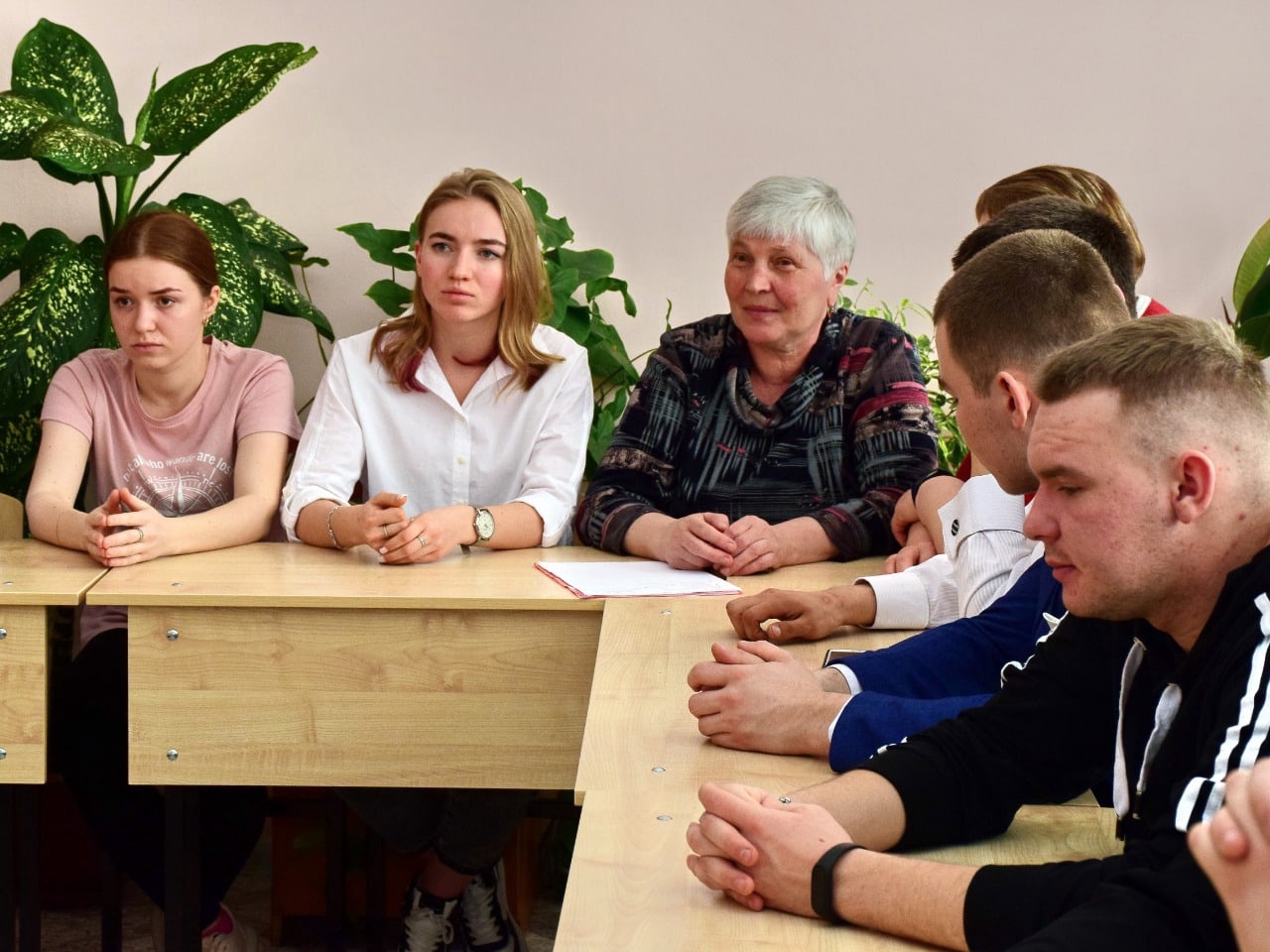 Встреча выпускников с представителями органов власти и социальными партнёрами