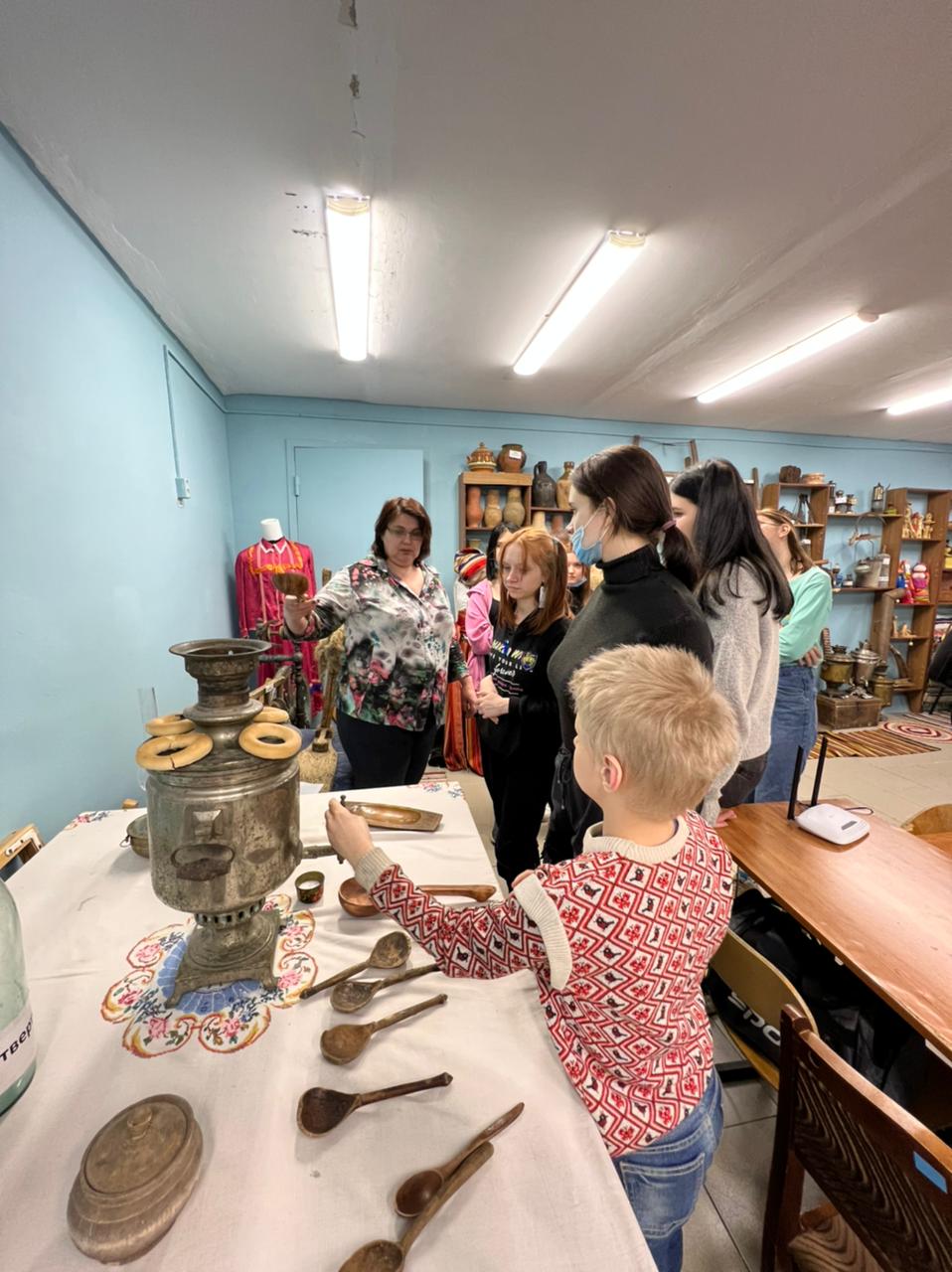 21 марта - День этикета для подростков