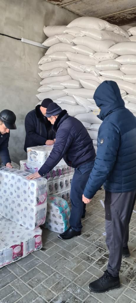В Тербунском районе собрали и передали гуманитарную помощь жителям Донбасса.