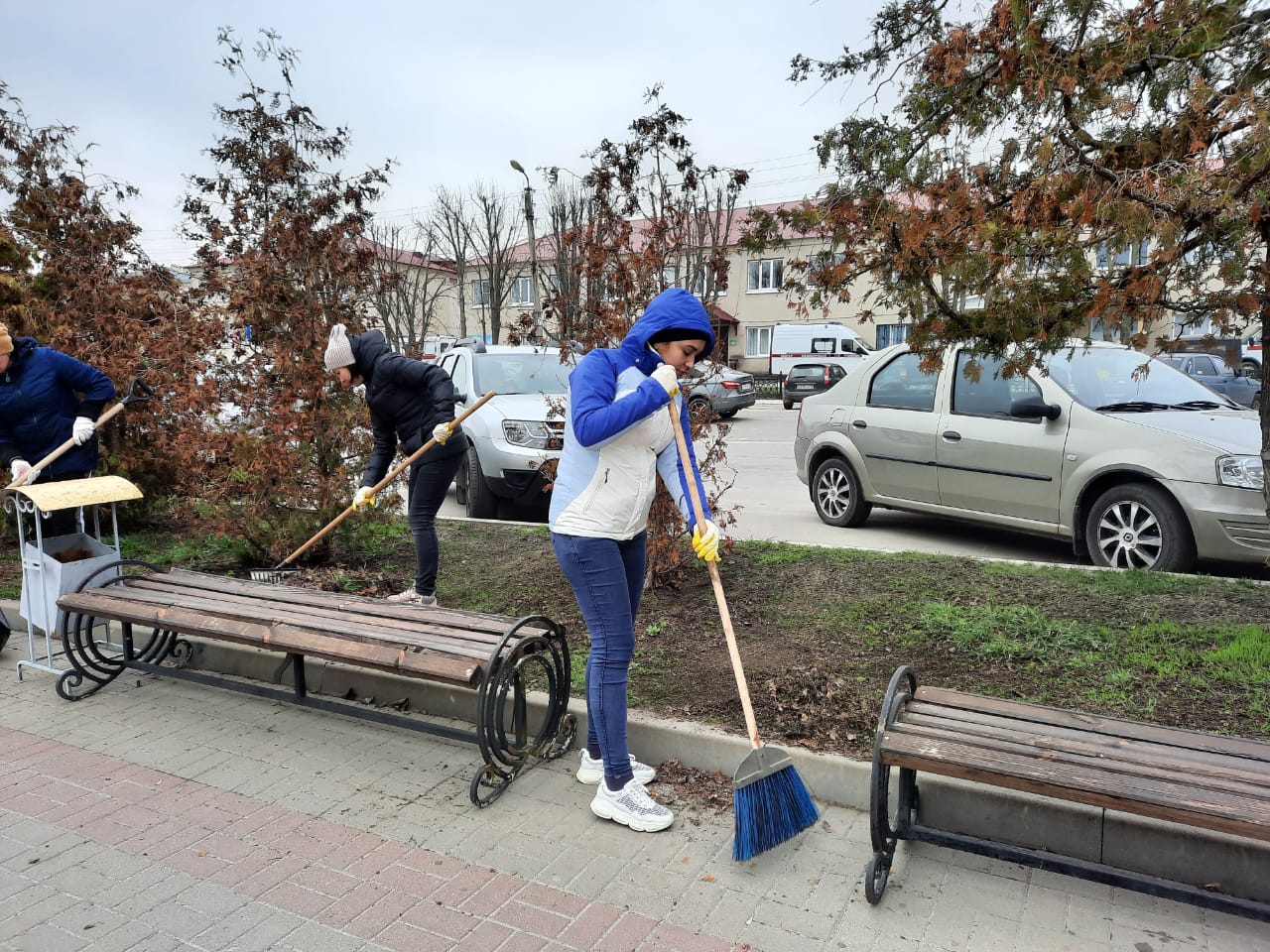 В Хлевенском районе был дан официальный старт началу сезонов "Чистых четвергов"