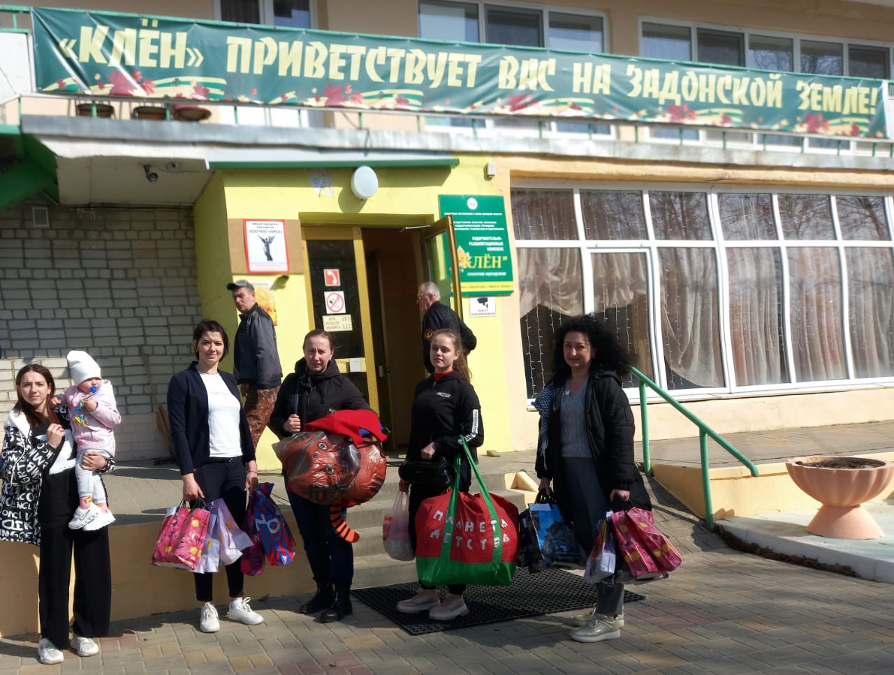 14 апреля в оздоровительно - реабилитационный комплекс "Клен" приехали представители Союза женщин Липецкой области