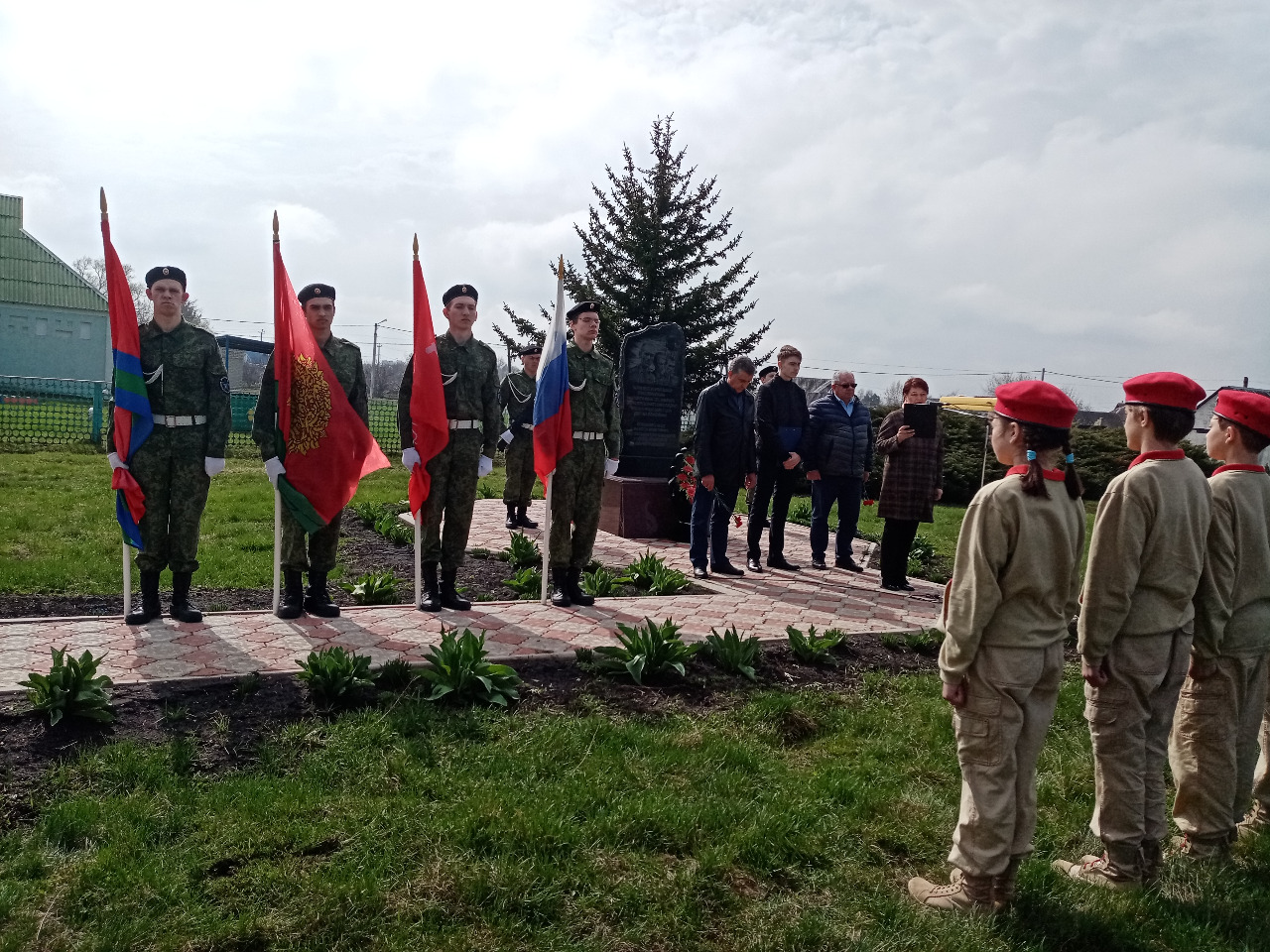 19 апреля в селе Волово почтили память погибших от рук нацистских карателей