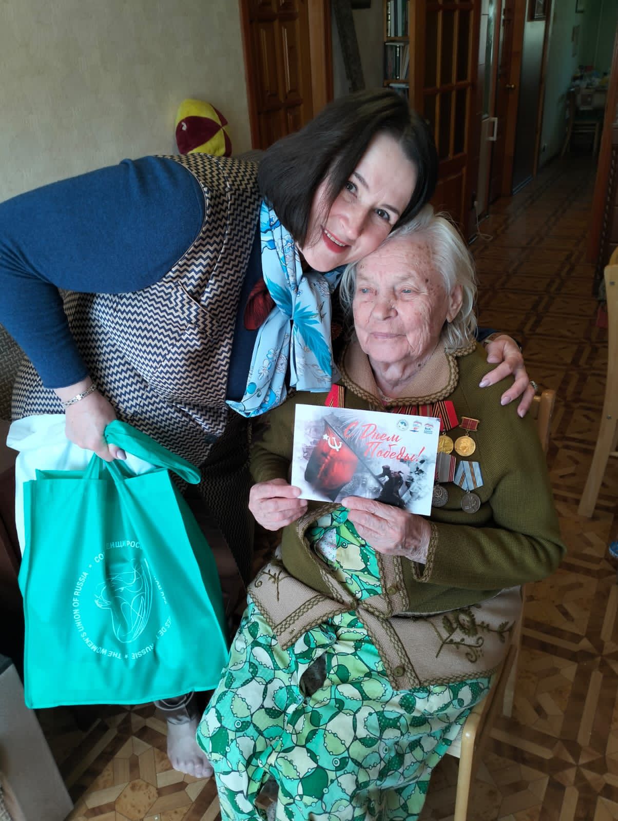 Председатель СЖЛО поздравила ветеранов с праздником - Днем победы