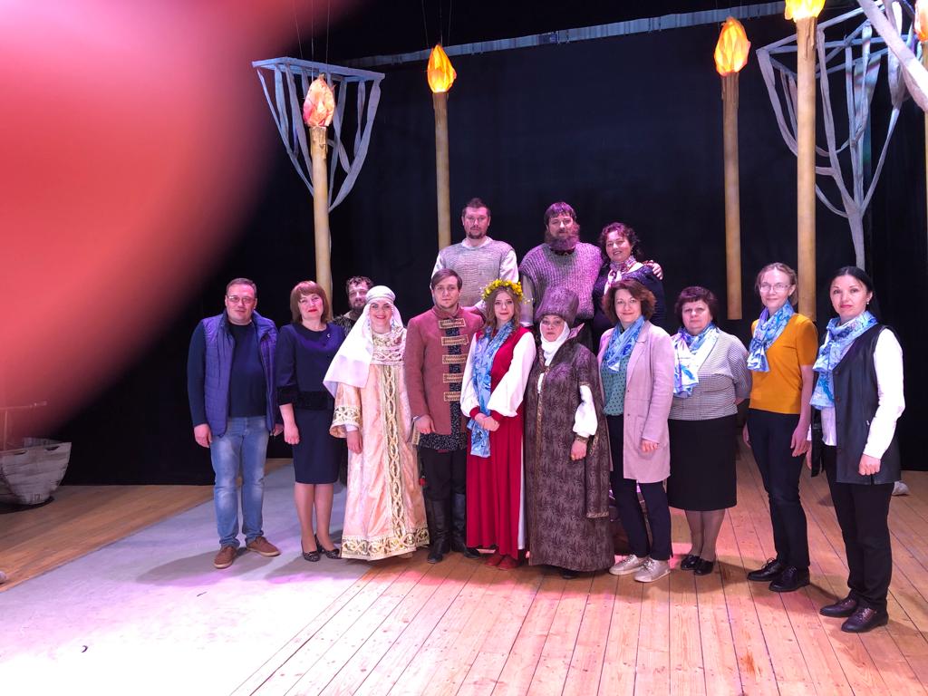 26 мая на сцене задонского Дома культуры состоялся показ спектакля "Сказ о Петре и Февронии"