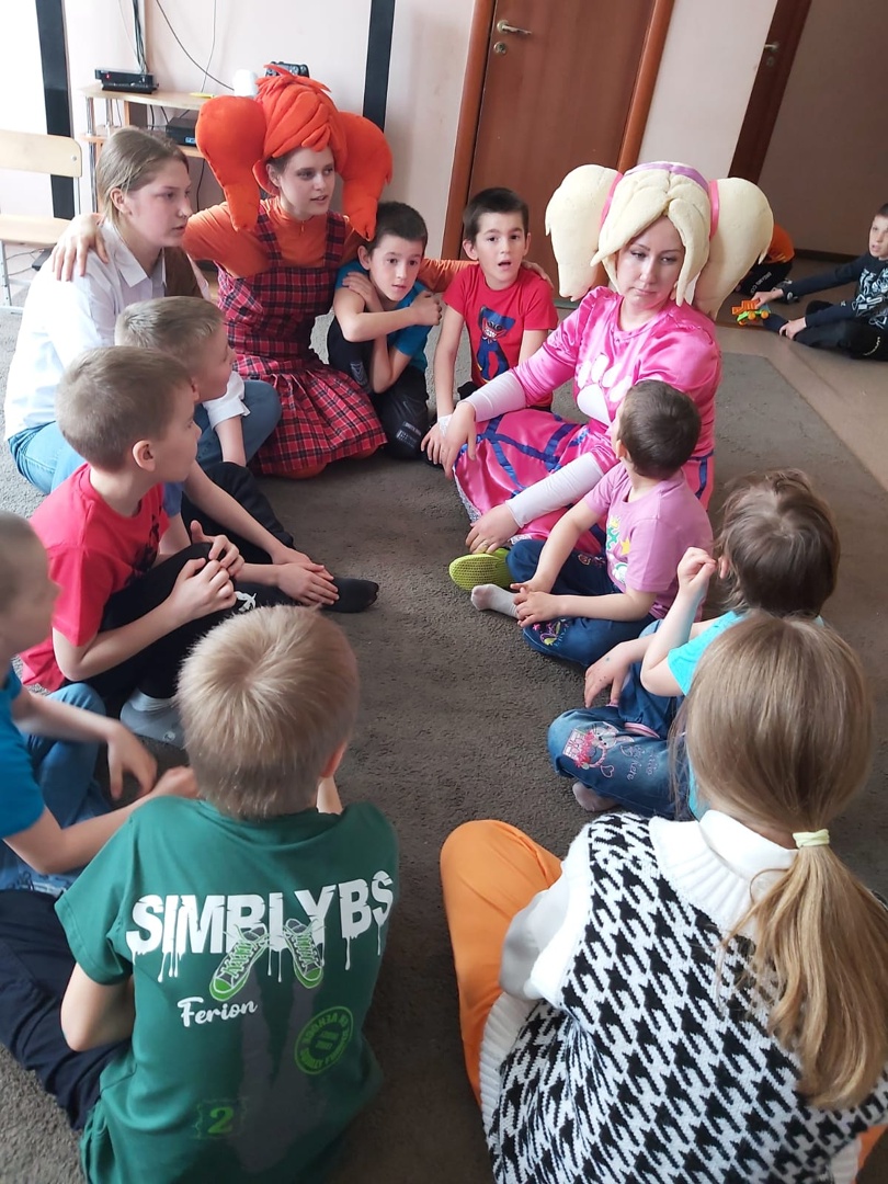 Проект "В кругу друзей" продолжает свою деятельность