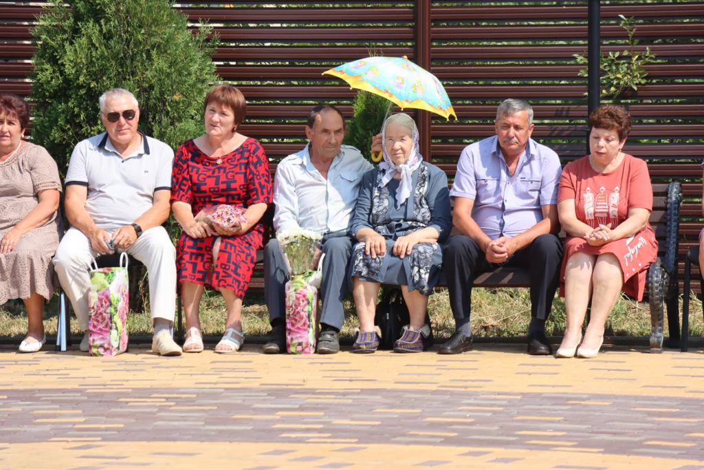 В селе Тербуны прошло праздничное мероприятие, посвященное Дню семьи, любви и верности