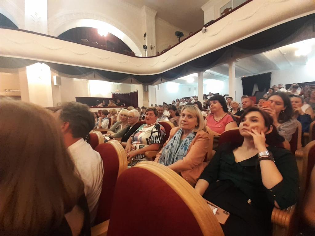 В Ельце показали спектакль "Сказ о Петре и Февронии"