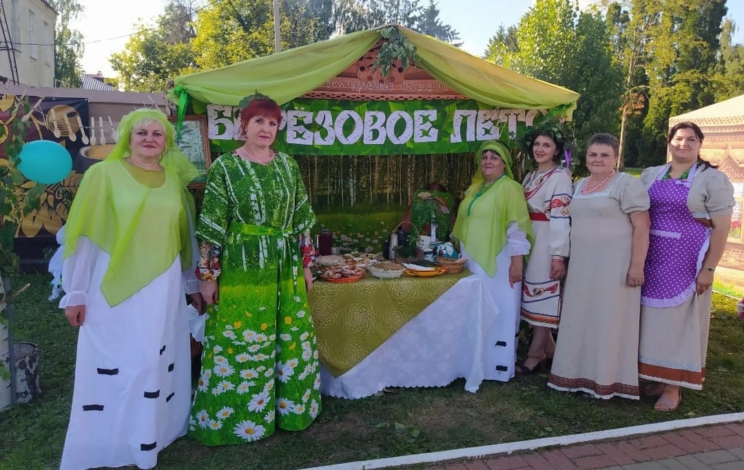 Подслушано красное липецкой области краснинский. Юбилей района. Щербаково Липецкая область Краснинский район. Население Краснинского района Липецкой области. Краснинский район.