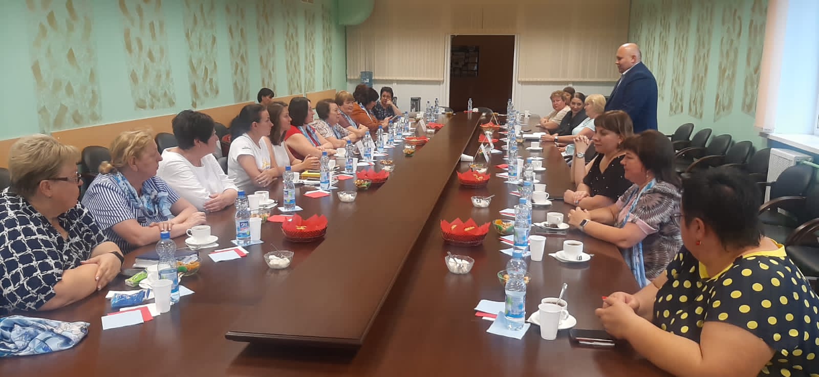 27 июля в Ельце прошла встреча первого заместителя губернатора Липецкой области Рябченко А.Н. с активом Союза женщин города