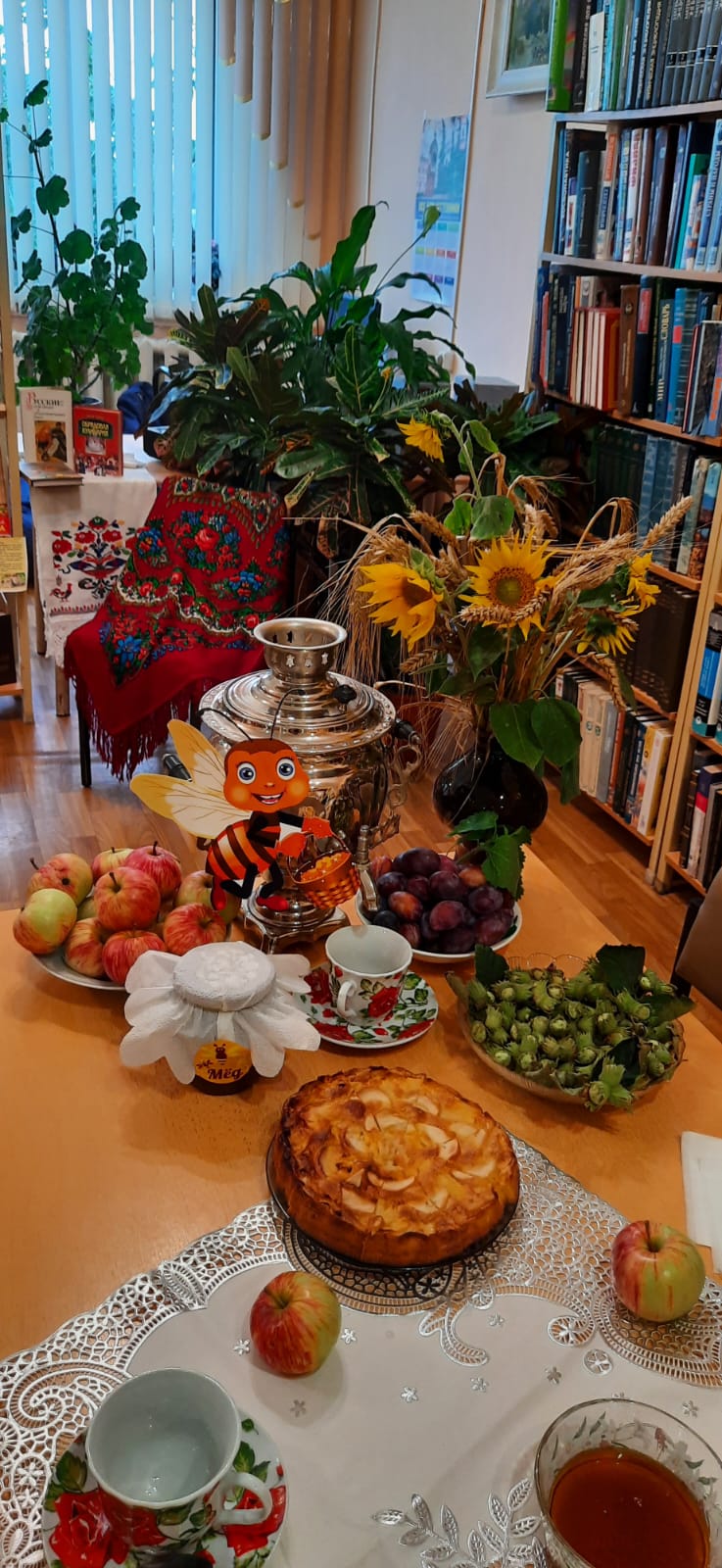 Последний летний месяц очень богат не только щедрыми дарами природы, но и православными праздниками