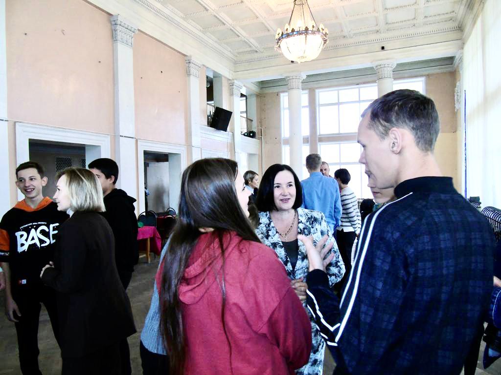 В городском дворце культуры города Липецка дан старт проекту "Шаг навстречу"