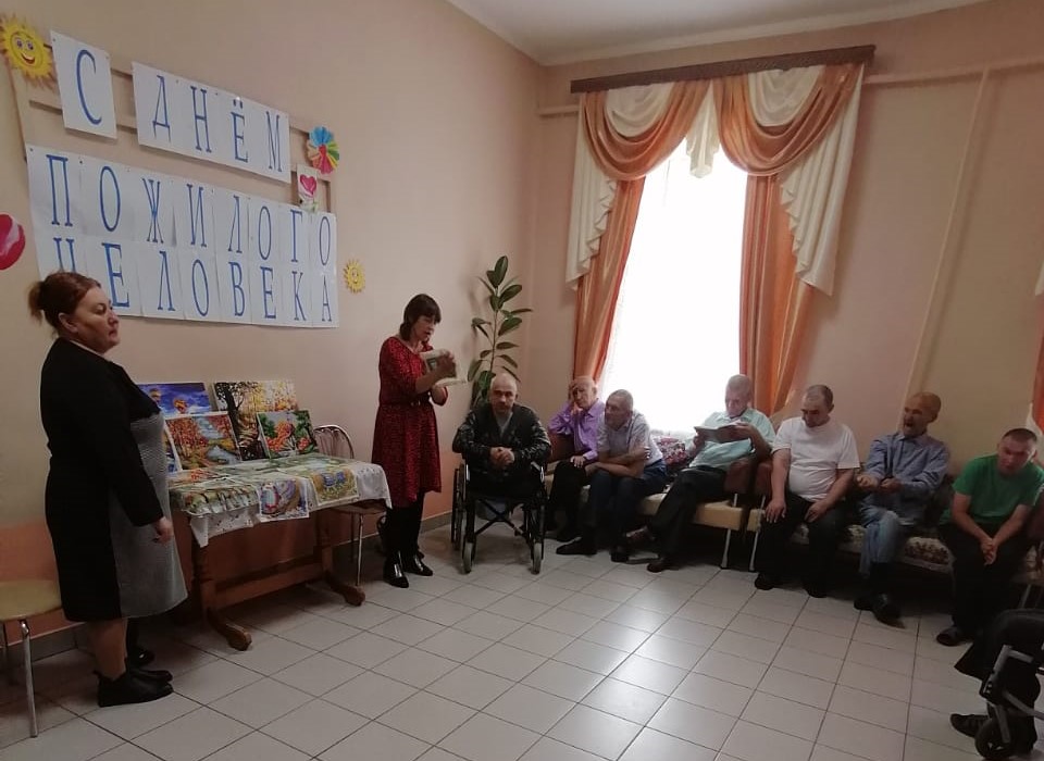 Активистки женсовета с. Замарайка Воловского района создали клуб "Вдохновение"
