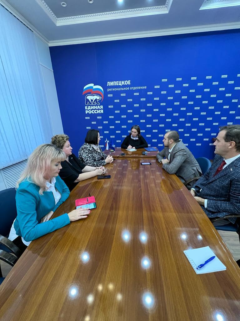 Депутат Государственной думы Татьяна Ивановна Дьяконова встретилась с представителями общественных организаций