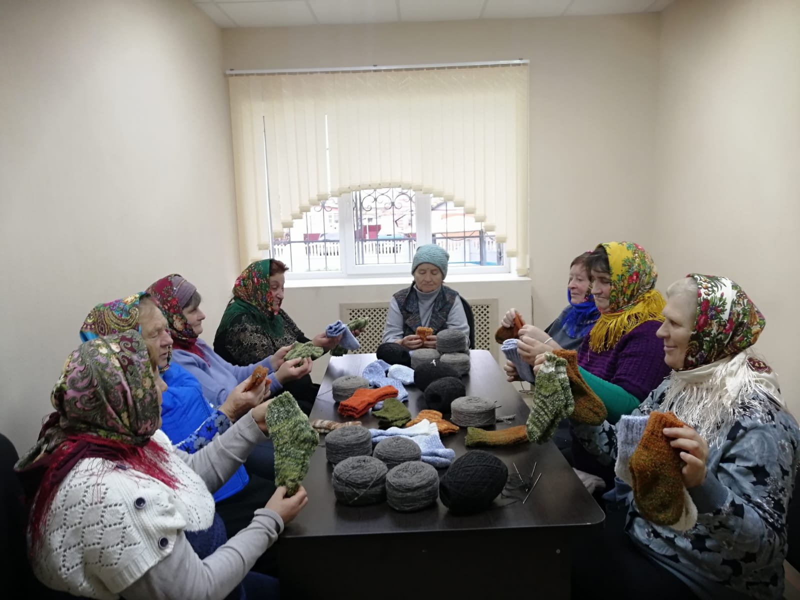 Среднематренский сельсовет дал старт благотворительной акции "Тепло женских рук"