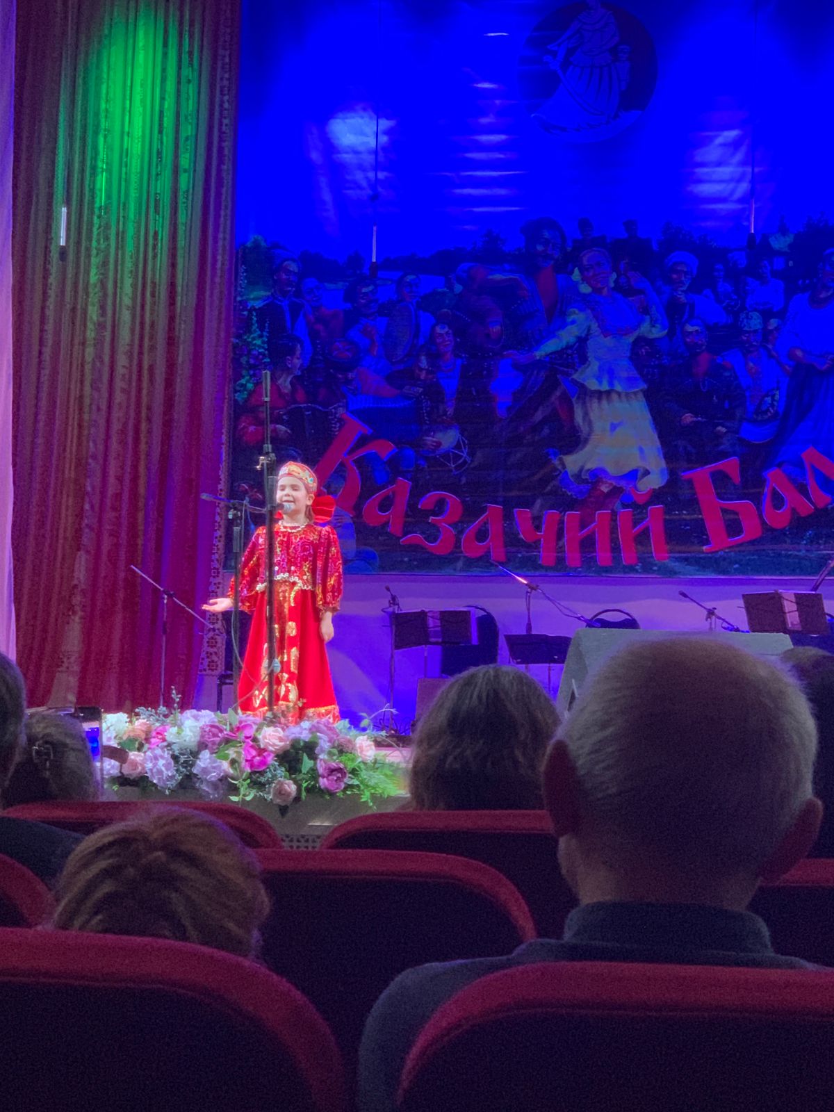КАЗАЧИЙ БАЛ. Фестиваль казачьего искусства проходит в Липецкой области уже более 10 лет.