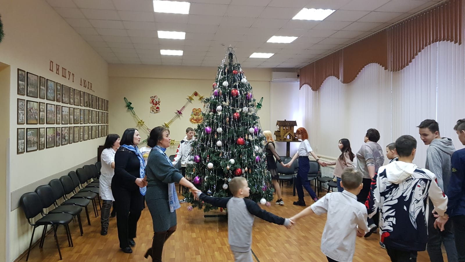 Представительницы СЖЛО посетили детей в ГБУ «Боринский центр помощи детям"