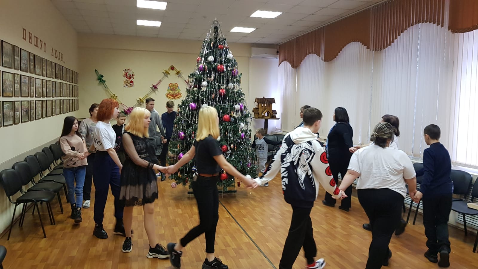 Представительницы СЖЛО посетили детей в ГБУ «Боринский центр помощи детям"