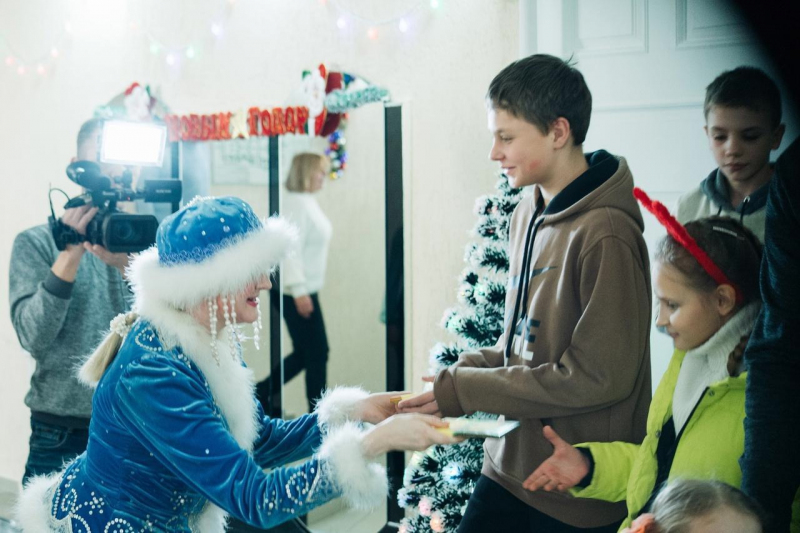 Рождественская ёлка добра прошла в Ельце