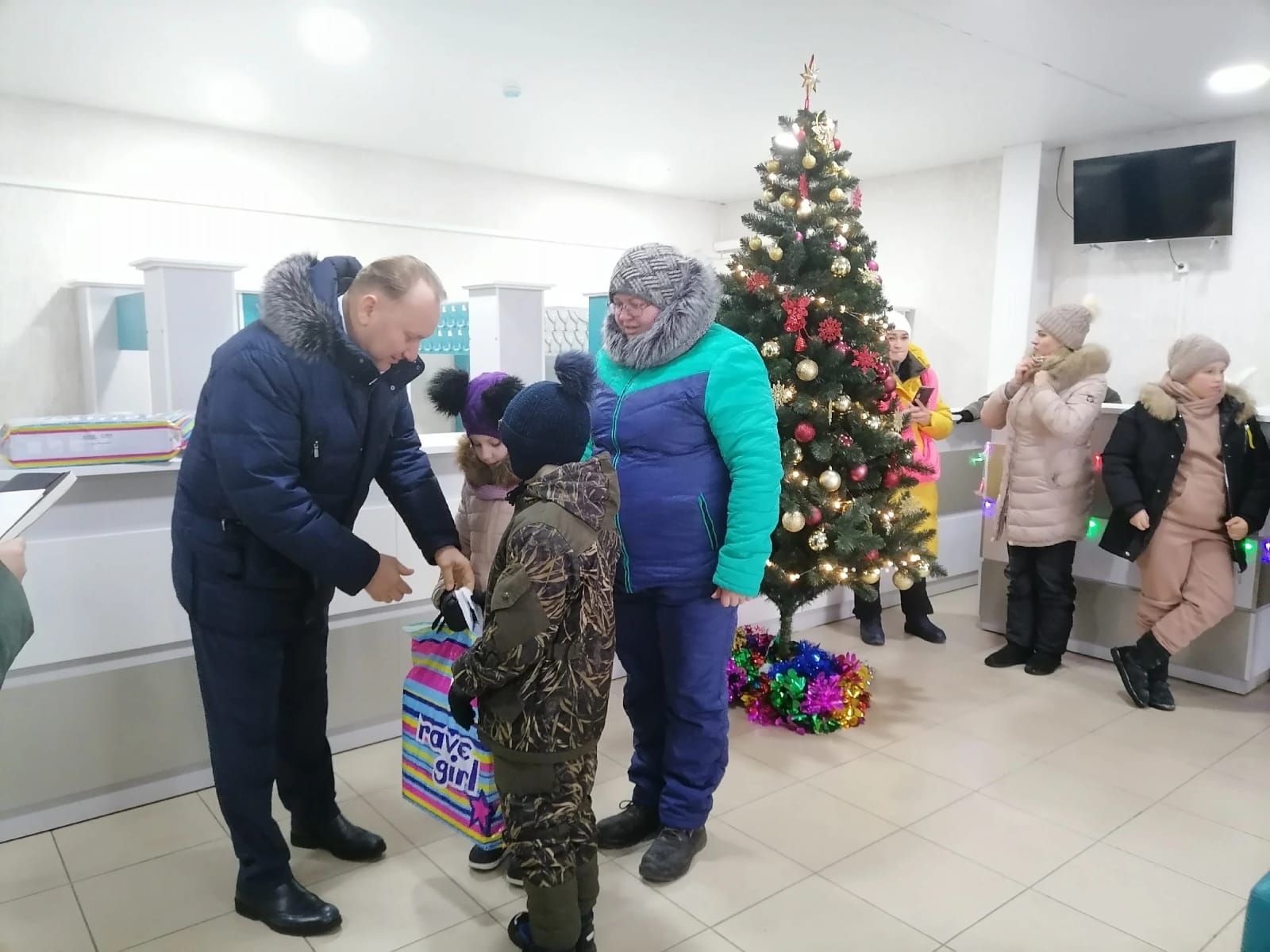 В Добровском районе прошел праздник для любителей активного отдыха "За здоровьем – в Святки!"