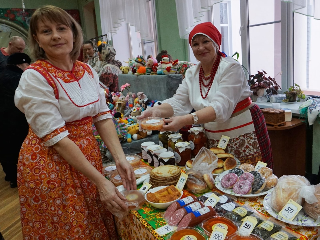 В Лебедянском Доме культуры состоялся благотворительный крещенский фестиваль в поддержку мобилизованных лебедянцев