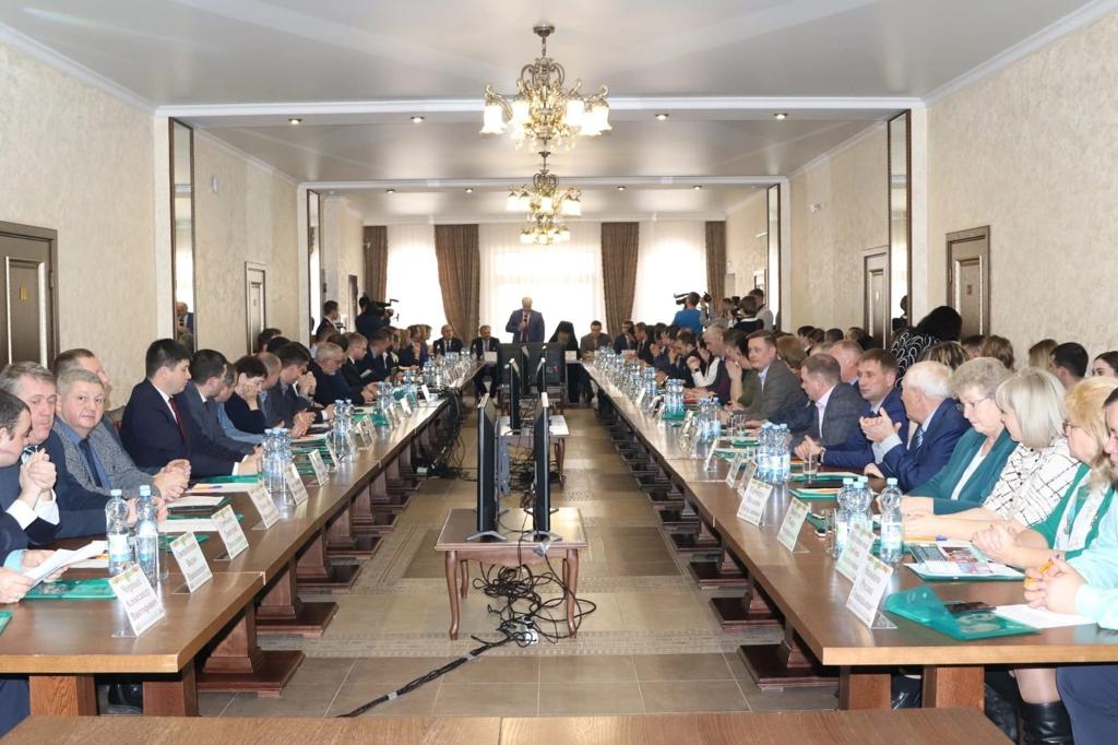 Представители Союза женщин Елецкого района приняли участие в IX инвестиционном форуме, состоявшемся в Елецким районе