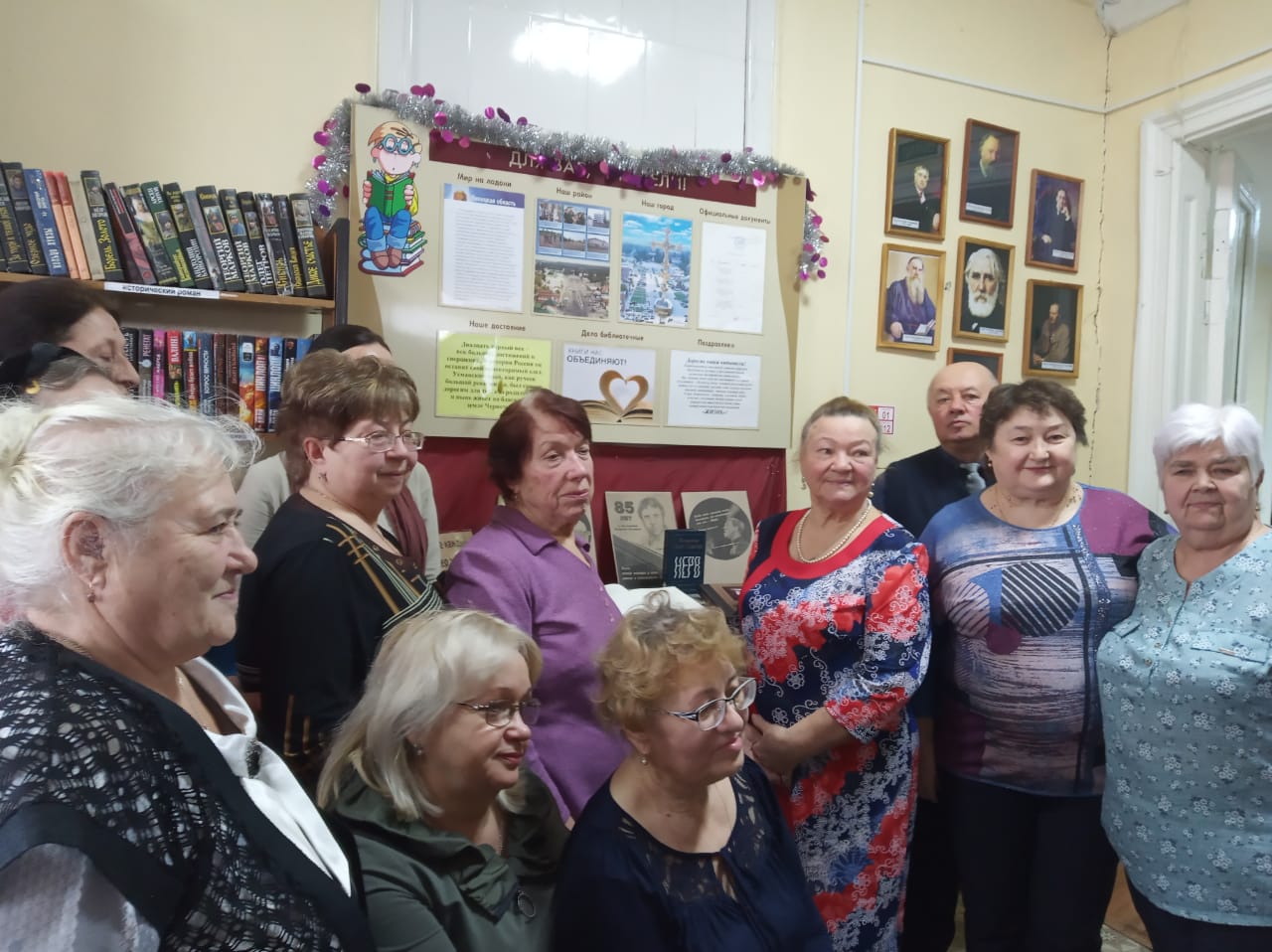 В Усманском районе прошел литературно-музыкальный вечер "Я, конечно, вернусь.."