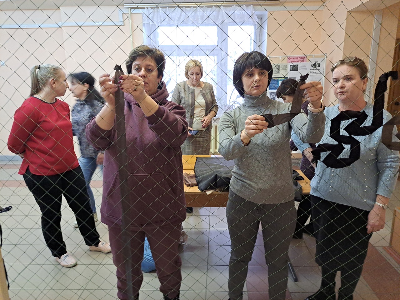 "Чем тыл крепче, тем врага бить легче"