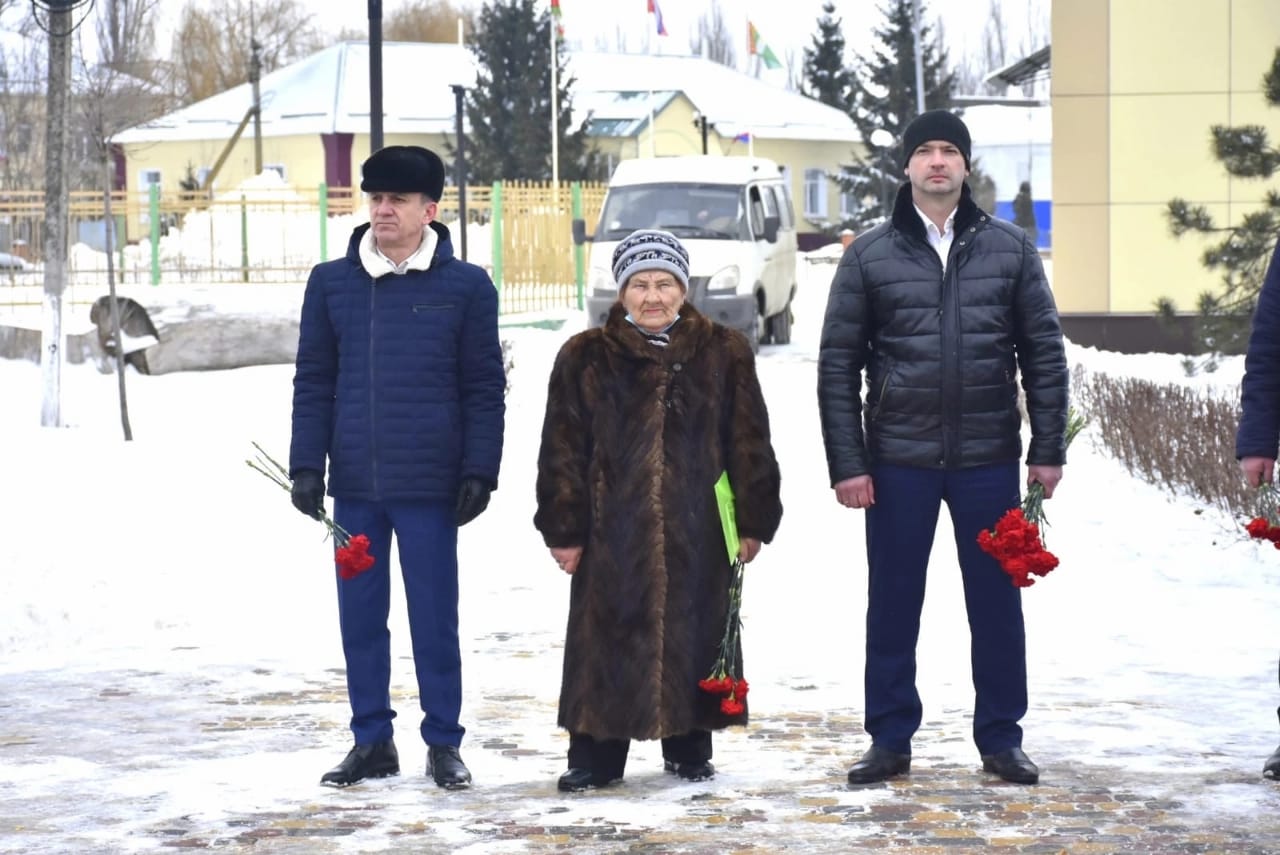 15 февраля 2023 г. в Добринке прошел традиционный митинг, посвященный 34-й годовщине вывода советских войск из Афганистана