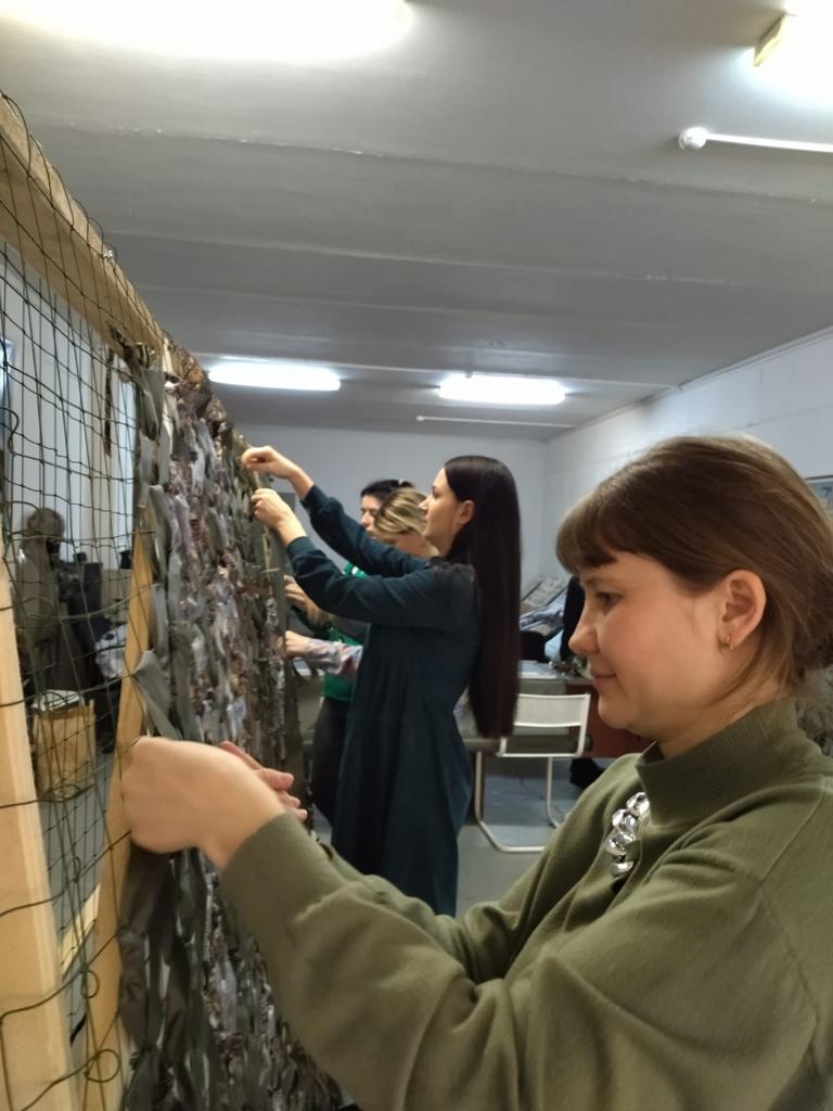 В период проведения СВО, защиты русских людей граждане России , области сплотились, объединились против общей беды