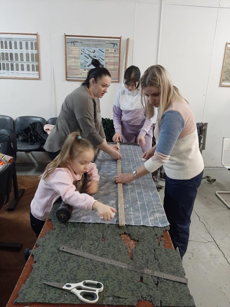 В период проведения СВО, защиты русских людей граждане России , области сплотились, объединились против общей беды