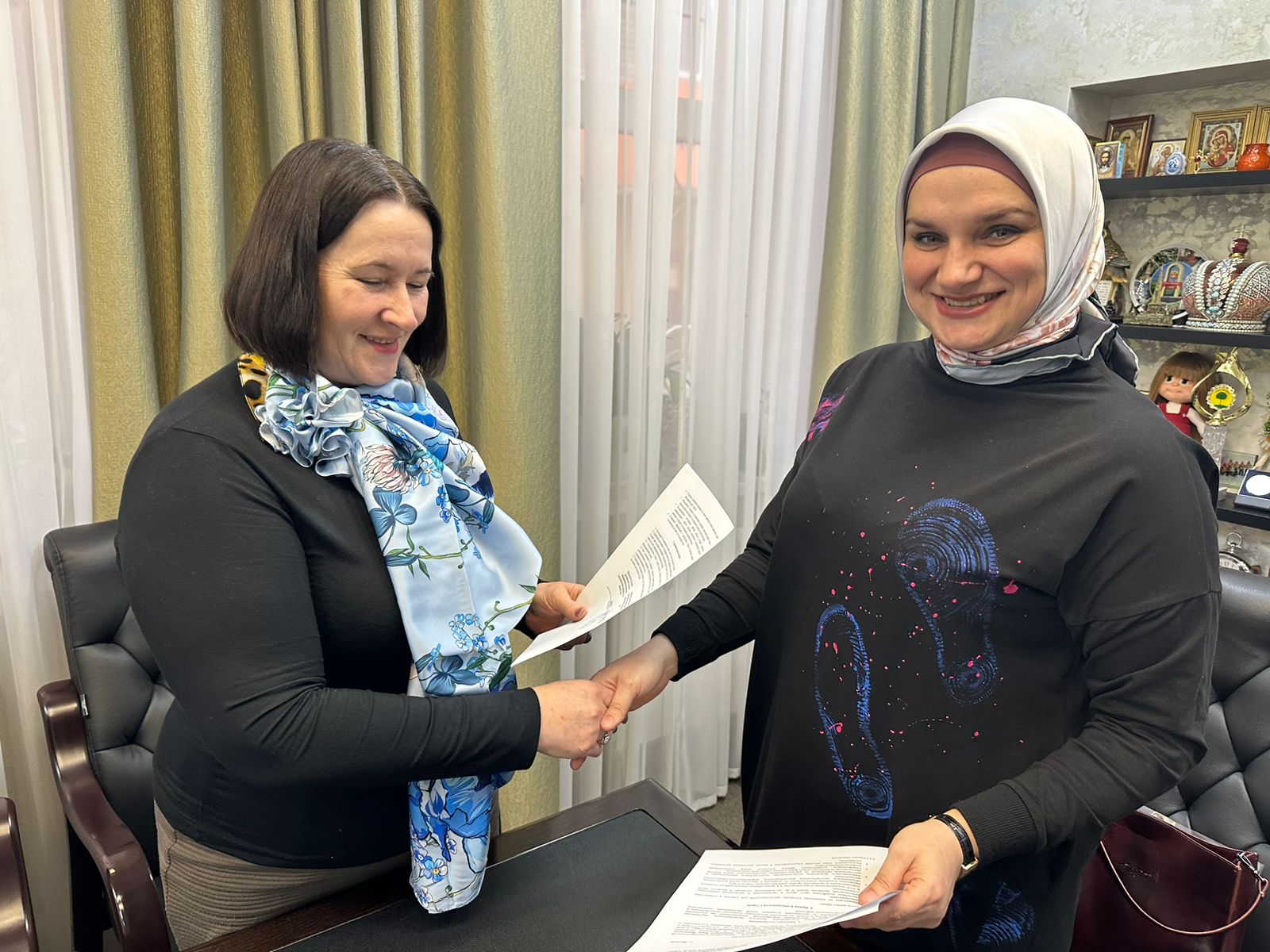 Союз женщин Липецкой области подписал соглашение о сотрудничестве с культурным центром "ДАР"