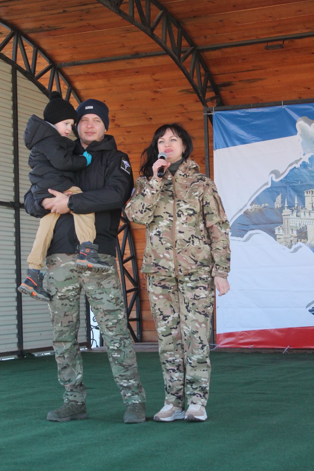 В Добром прошли торжественные мероприятия, посвящённые девятой годовщине воссоединения Крыма и Севастополя с Россией