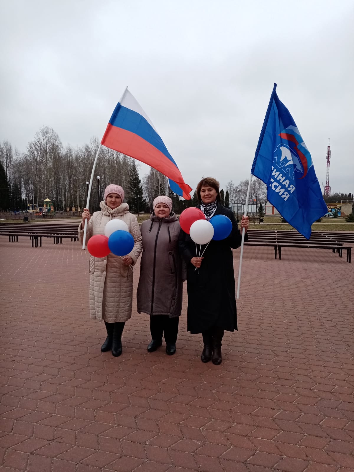 В межпоселенческой библиотеке с. Волово по инициативе Евгении Кирилловой организована фотовыставка «Крым