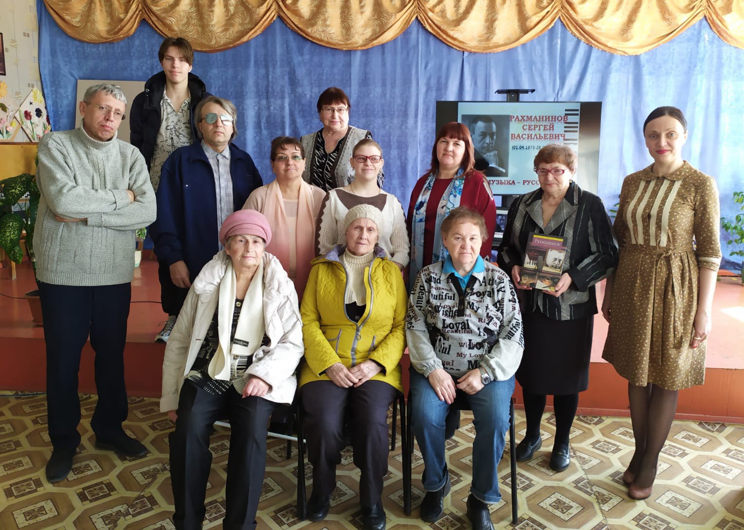 Членами Усманского женсовета был проведен час искусства "Моя музыка - русская.."