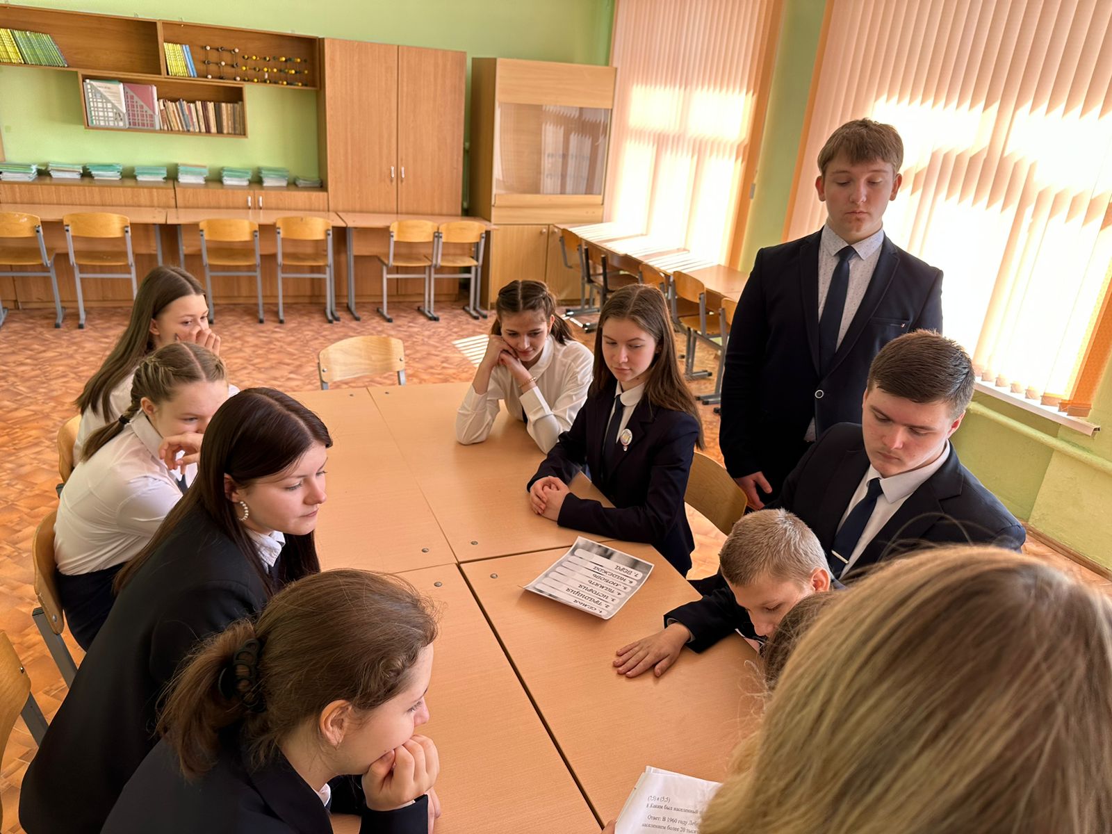 12 апреля 2023г на базе МБОУ гимназия №1 г.Лебедянь прошла квест-игра "От истории семьи – к истории страны"